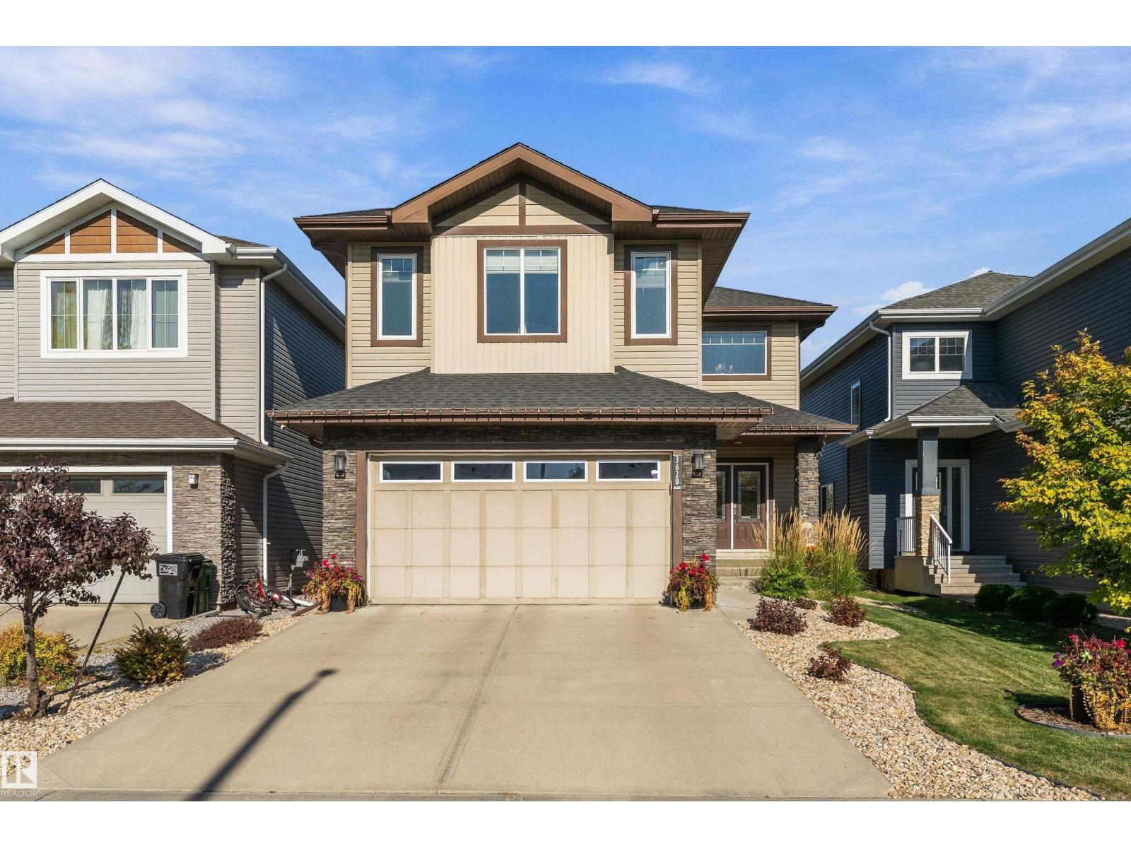 3620 CLAXTON PL SW, Edmonton, Alberta, T6W2K8