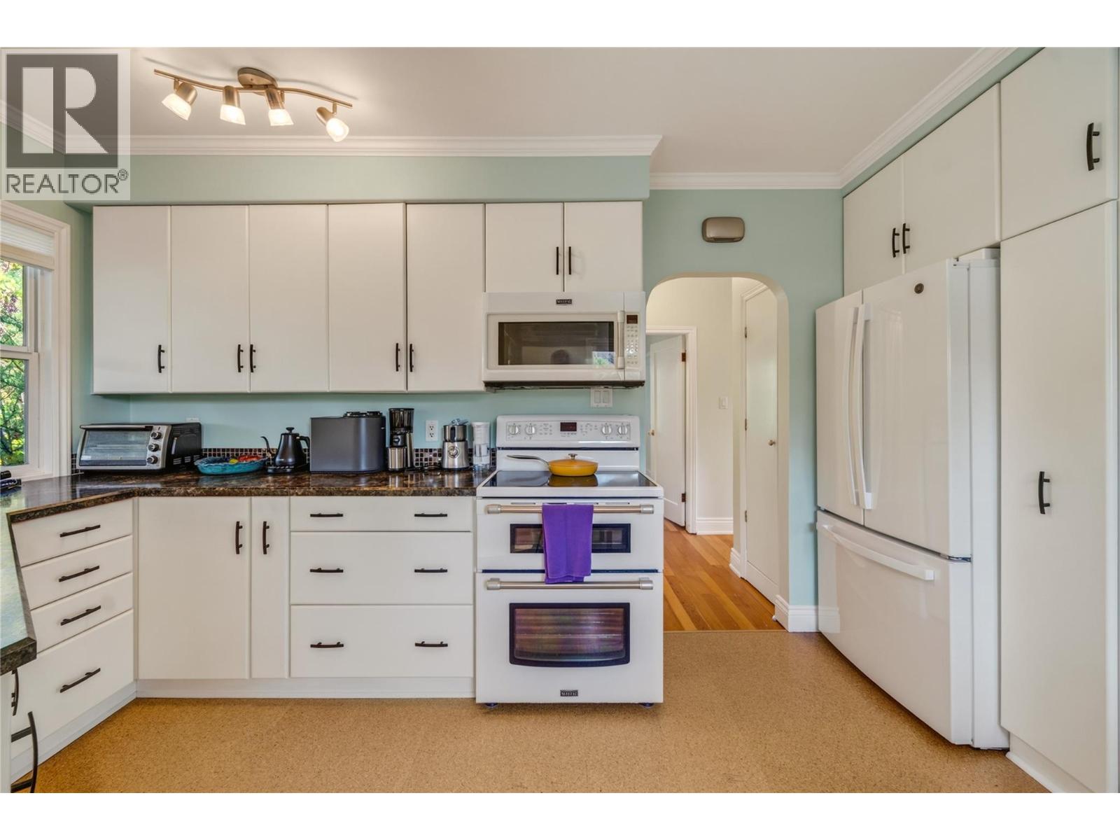 913 Moosejaw Street, Penticton