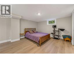 913 Moosejaw Street, Penticton, BC V2A5T5 Photo 14