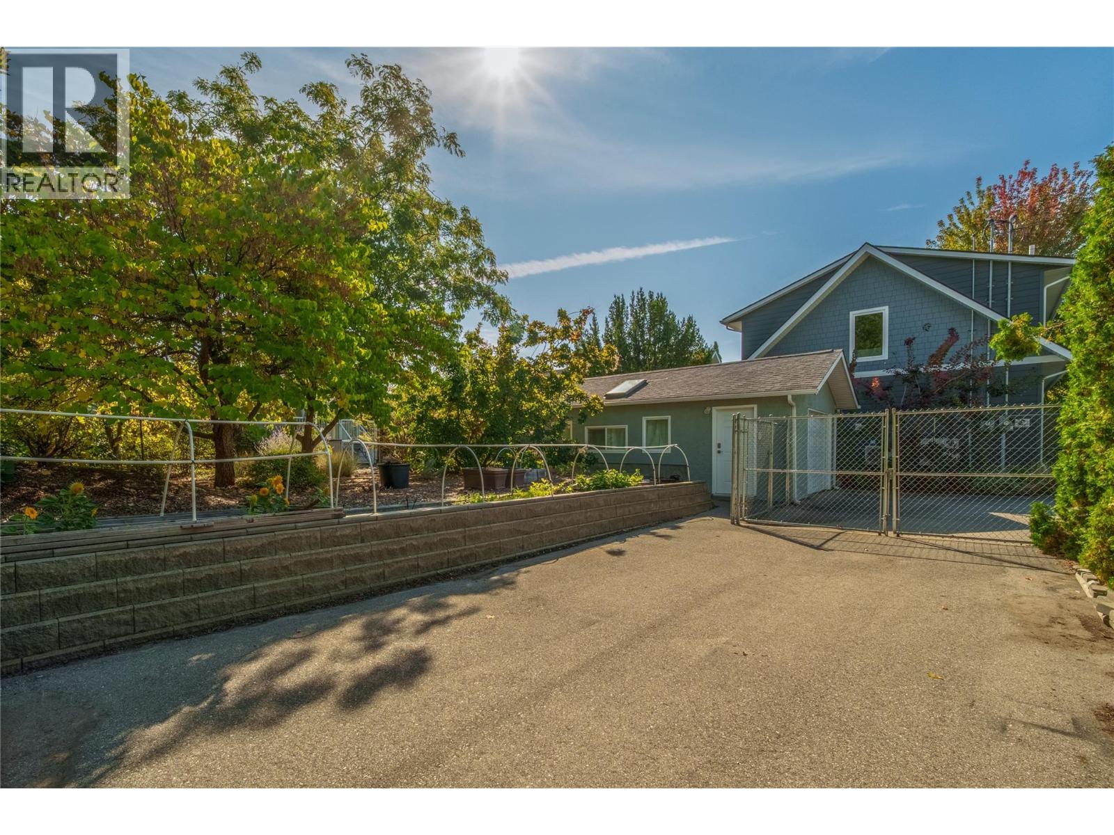 913 Moosejaw Street, Penticton