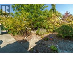 913 Moosejaw Street, Penticton, BC V2A5T5 Photo 43