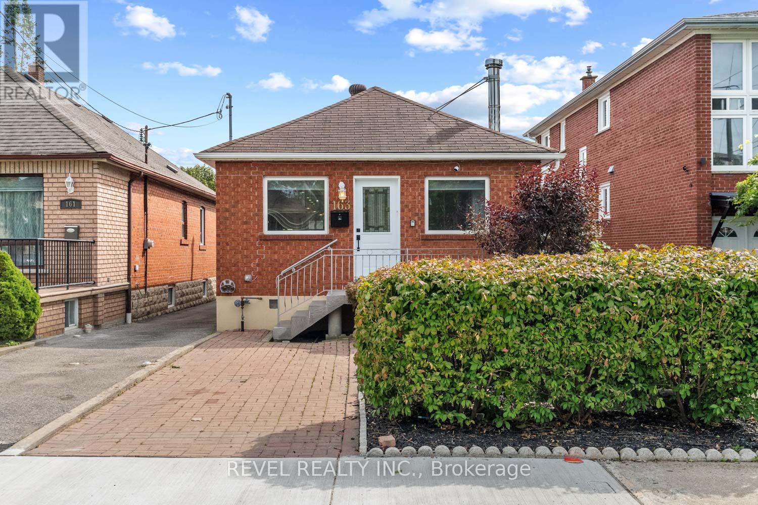 163 NORTHLAND AVENUE - Image 30
