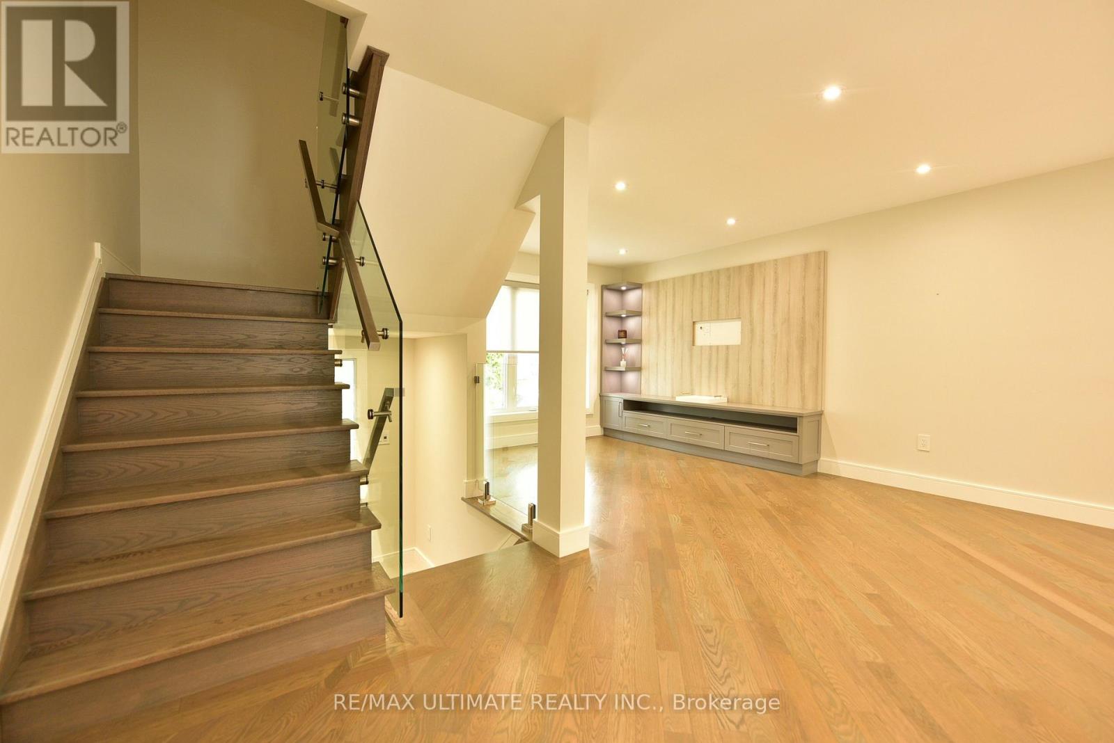 42 VIELLA STREET, Toronto (Junction Area) — photo 9