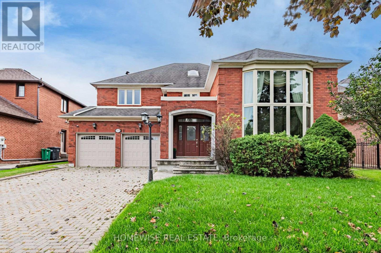 Photo of 5859 Riverside Place