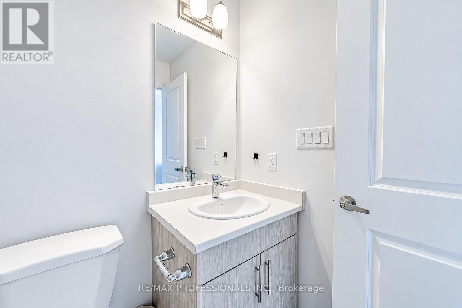 #19 61 SOHO STREET - Image 11