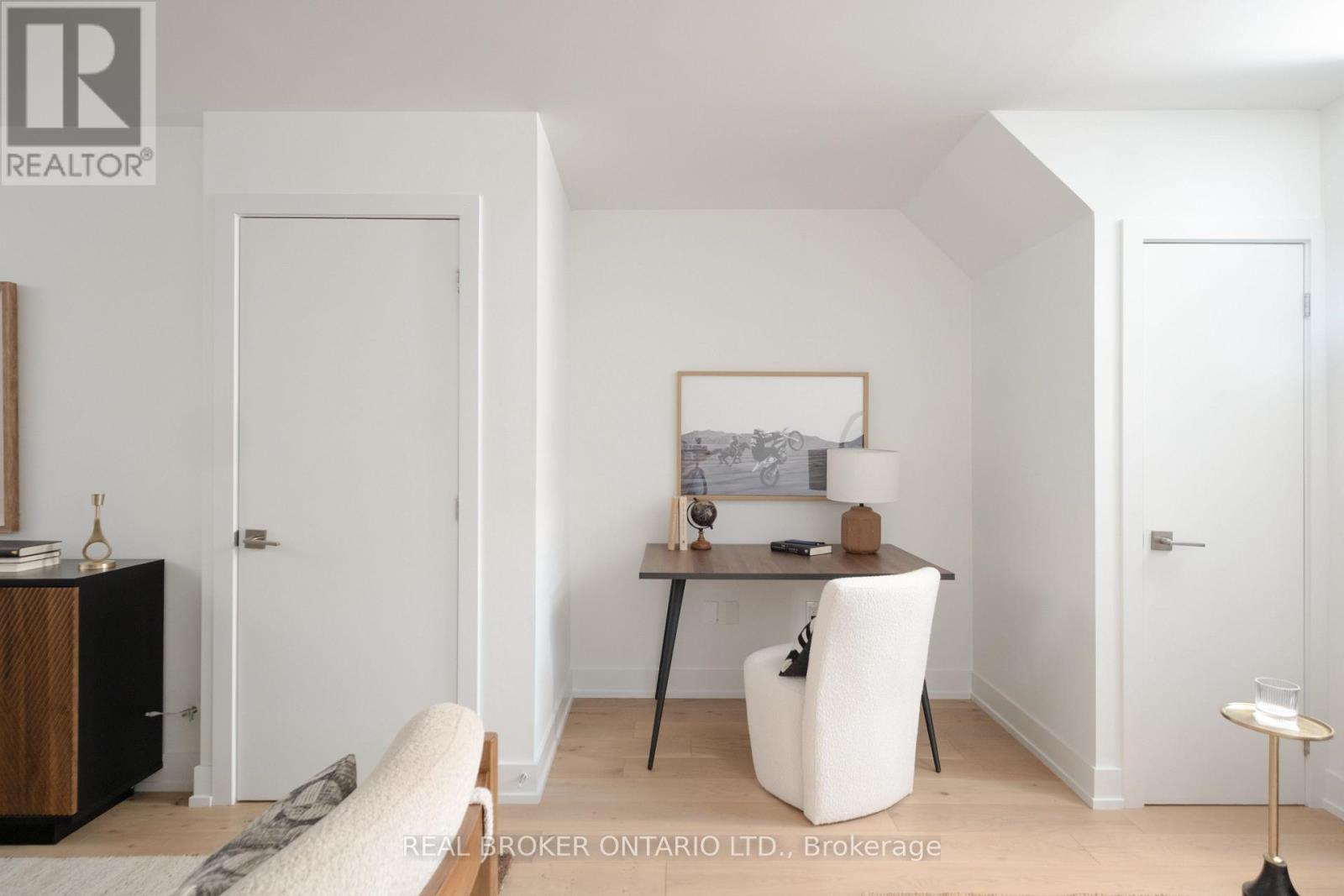 62A PERTH AVENUE - Image 36