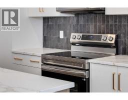 Primary Bedroom - 401 Clydesdale Avenue, Cochrane, AB T4C3L8 Photo 13