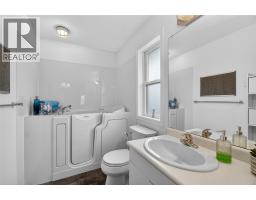 801 20th Street Ne Unit# 4, Salmon Arm, BC V1E2R7 Photo 17