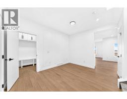 4pc Bathroom - 43 Sandpiper Bend, Chestermere, AB T1X2S6 Photo 14