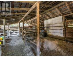 4604 Blewett Road, Nelson, BC V1L6X4 Photo 32