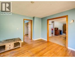 3168 Pass Creek Road, Crescent Valley, BC V0G1H0 Photo 12