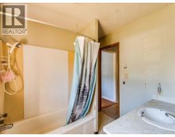 3168 Pass Creek Road, Crescent Valley, BC V0G1H0 Photo 19