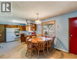 3168 Pass Creek Road, Crescent Valley, BC V0G1H0 Photo 10