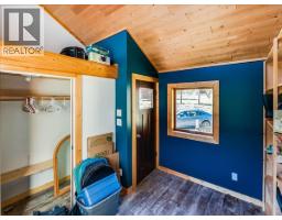 Living room - 3168 Pass Creek Road, Crescent Valley, BC V0G1H0 Photo 7