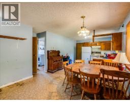 Kitchen - 3168 Pass Creek Road, Crescent Valley, BC V0G1H0 Photo 8