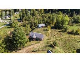3168 Pass Creek Road, Crescent Valley, BC V0G1H0 Photo 28