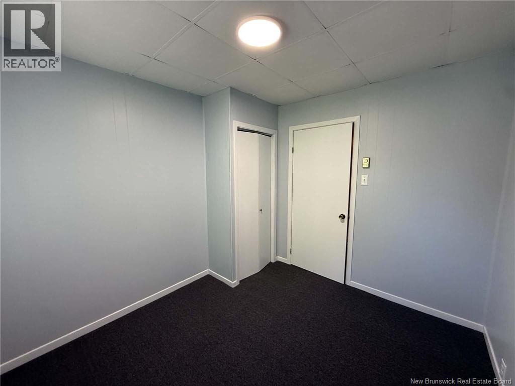 106 College Street - 24