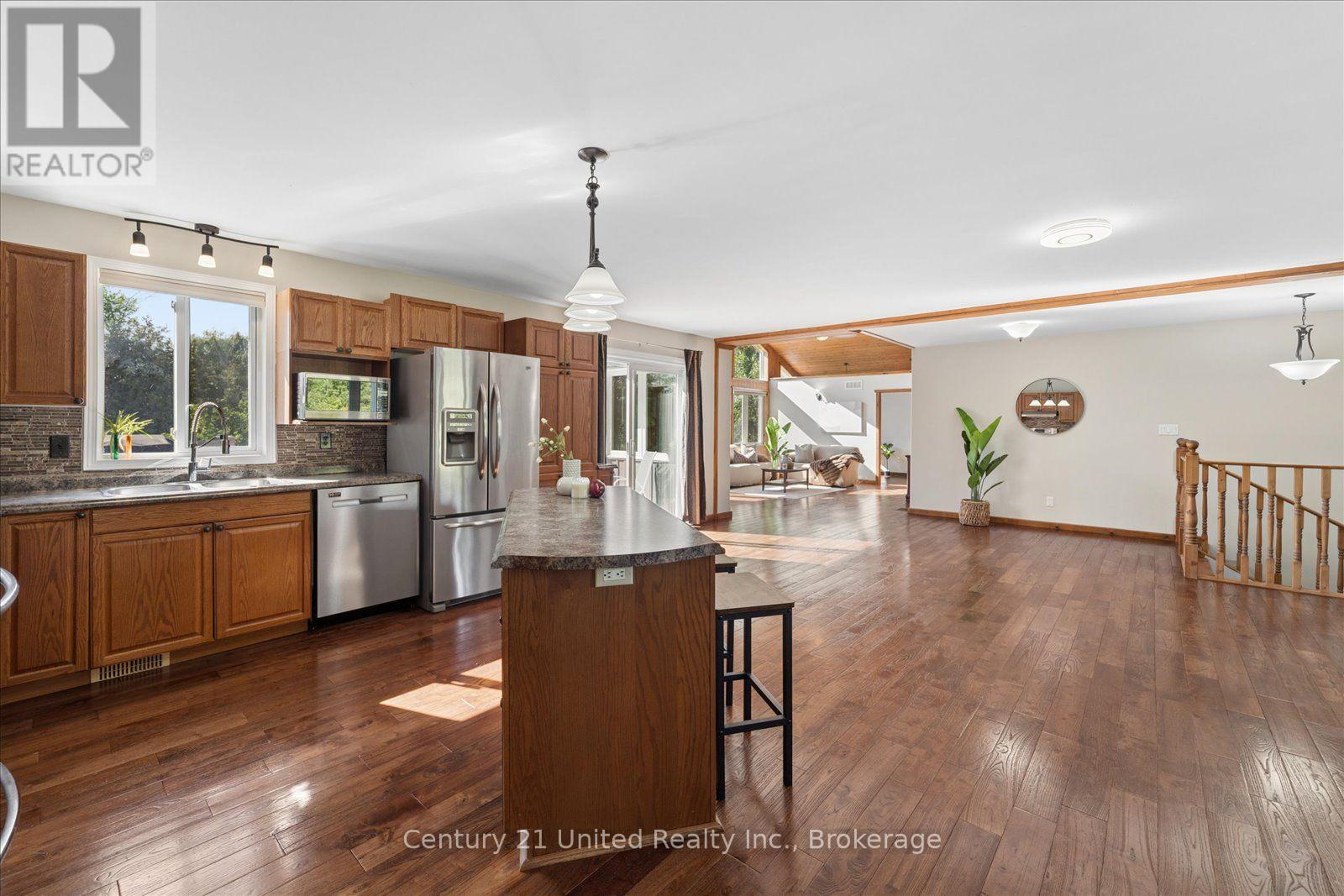 1923 Pratts Marina Road, Selwyn, Ontario, K0L2H0, Selwyn, Ontario — photo 4 of 5