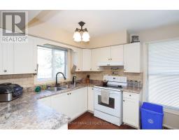 Bathroom - 49 Queen Street, Kawartha Lakes, ON K0M1A0 Photo 10