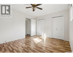 185 Thomson Avenue, Regina, SK S4N5L2 Photo 14
