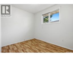 185 Thomson Avenue, Regina, SK S4N5L2 Photo 19