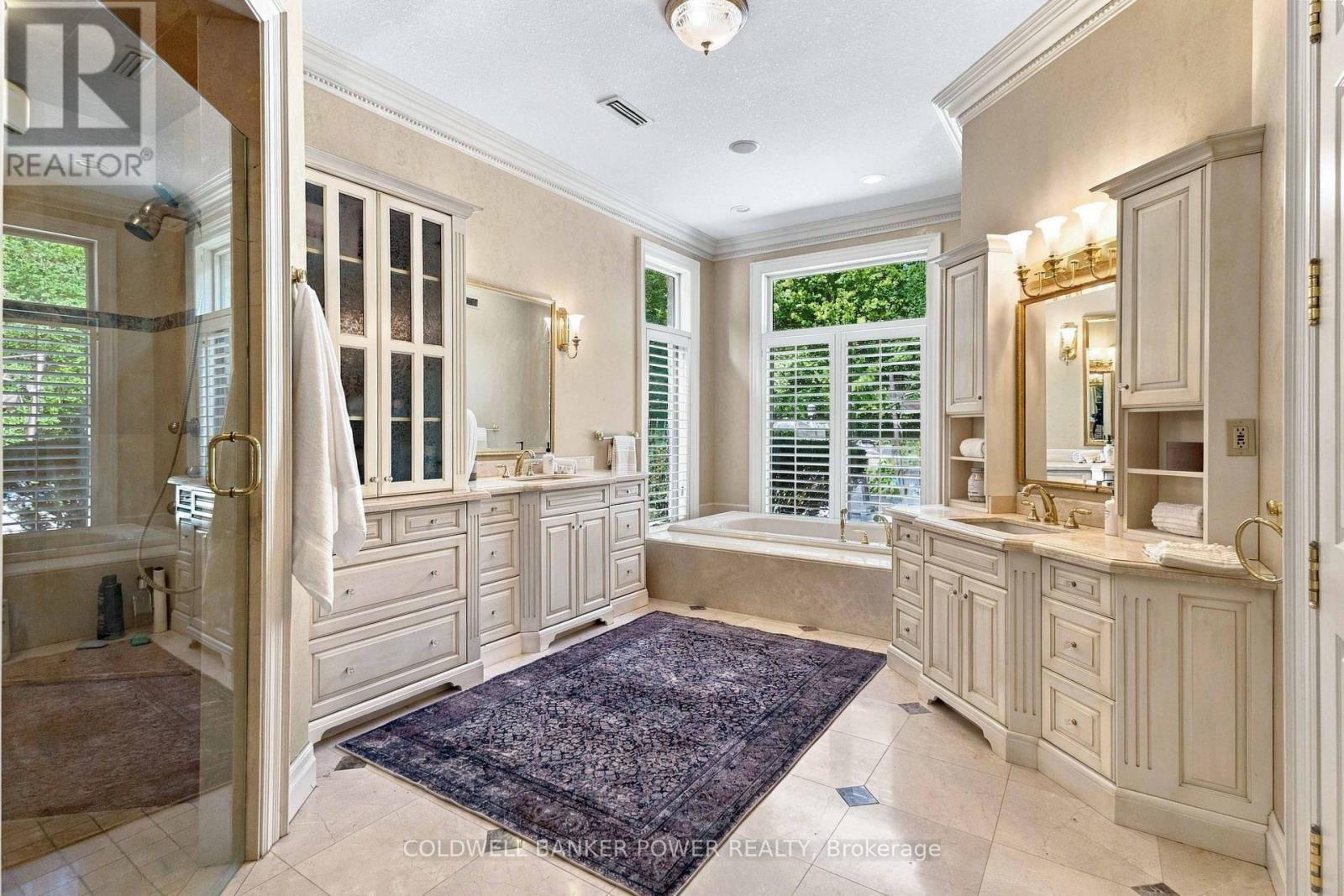 7 OLD OAK LANE - 21
