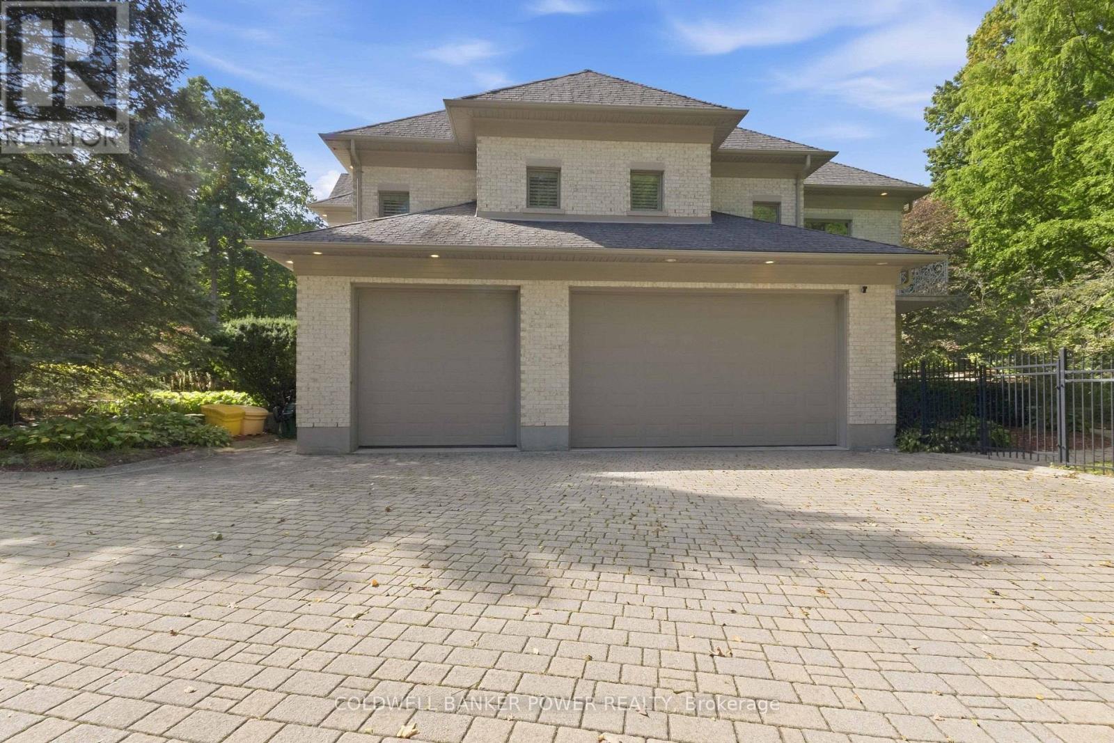 7 OLD OAK LANE - 40
