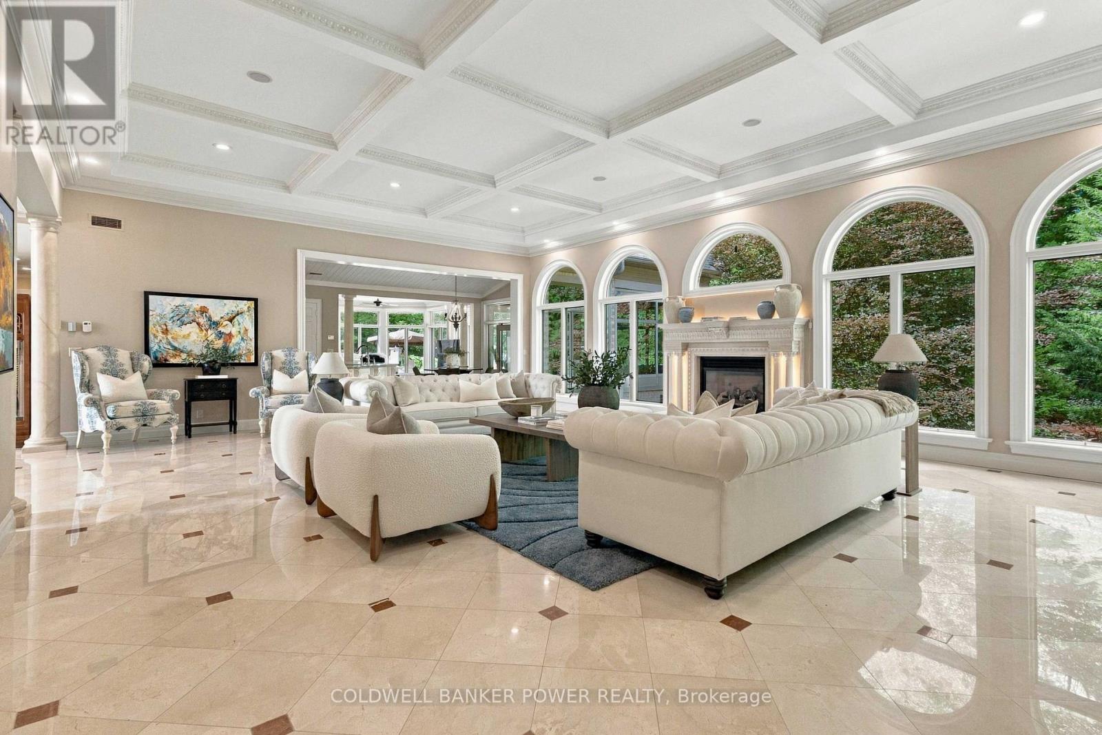 7 OLD OAK LANE - 8