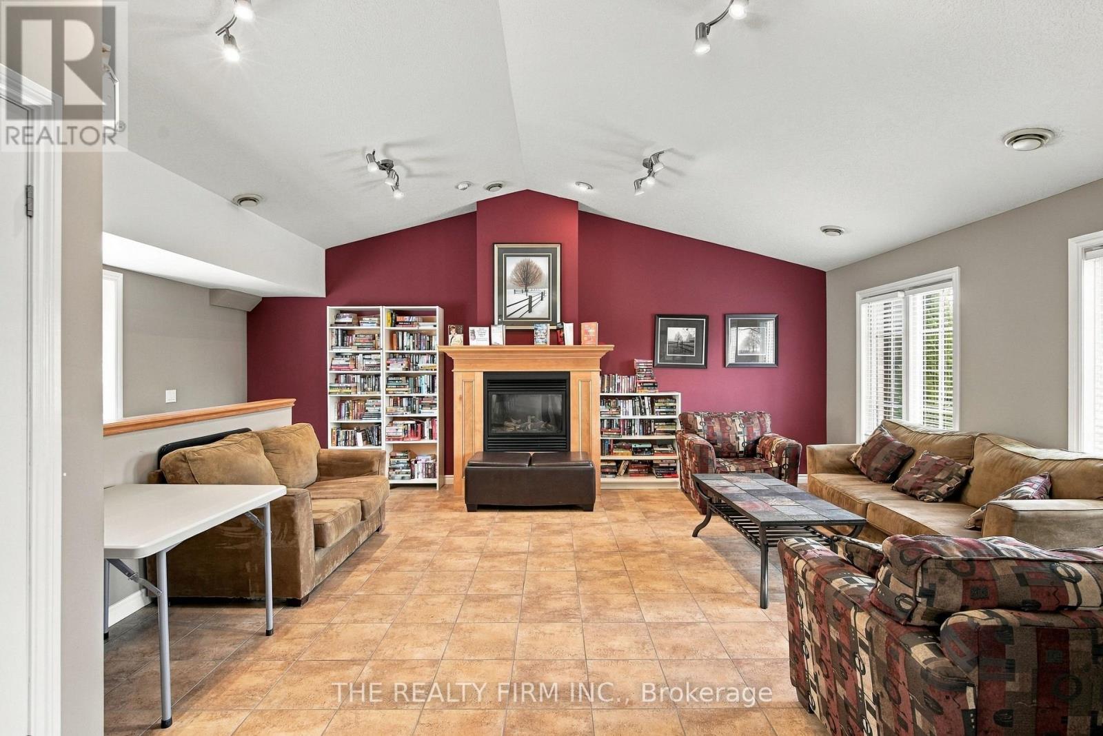 #71 869 WHETHERFIELD STREET - Image 47