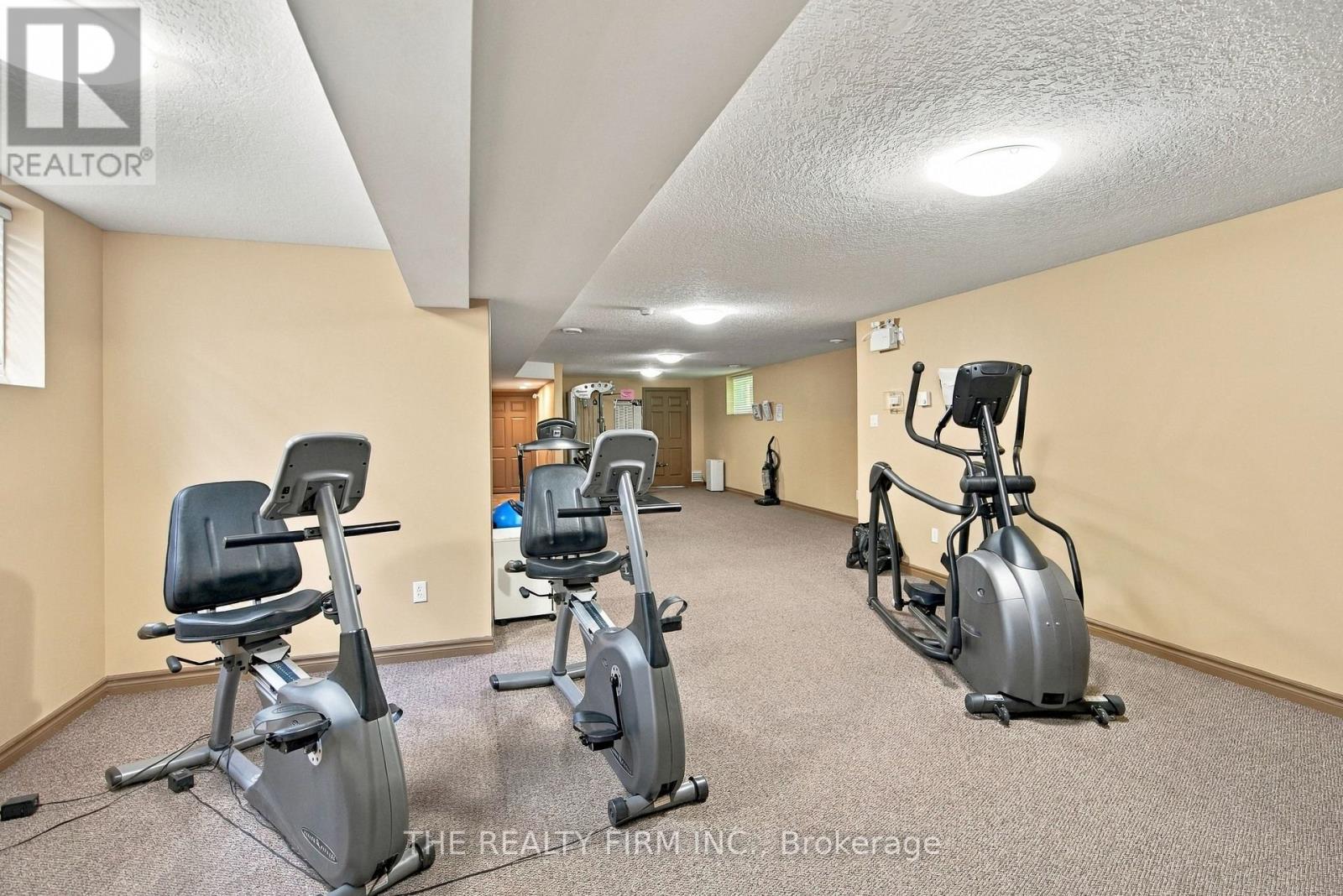 #71 869 WHETHERFIELD STREET - Image 49