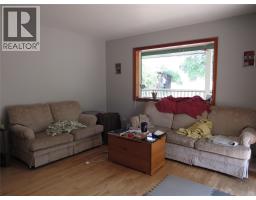 566 Rosedale Road, Castlegar, BC V1N4L2 Photo 8