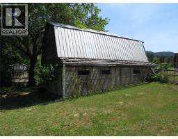 566 Rosedale Road, Castlegar, BC V1N4L2 Photo 11