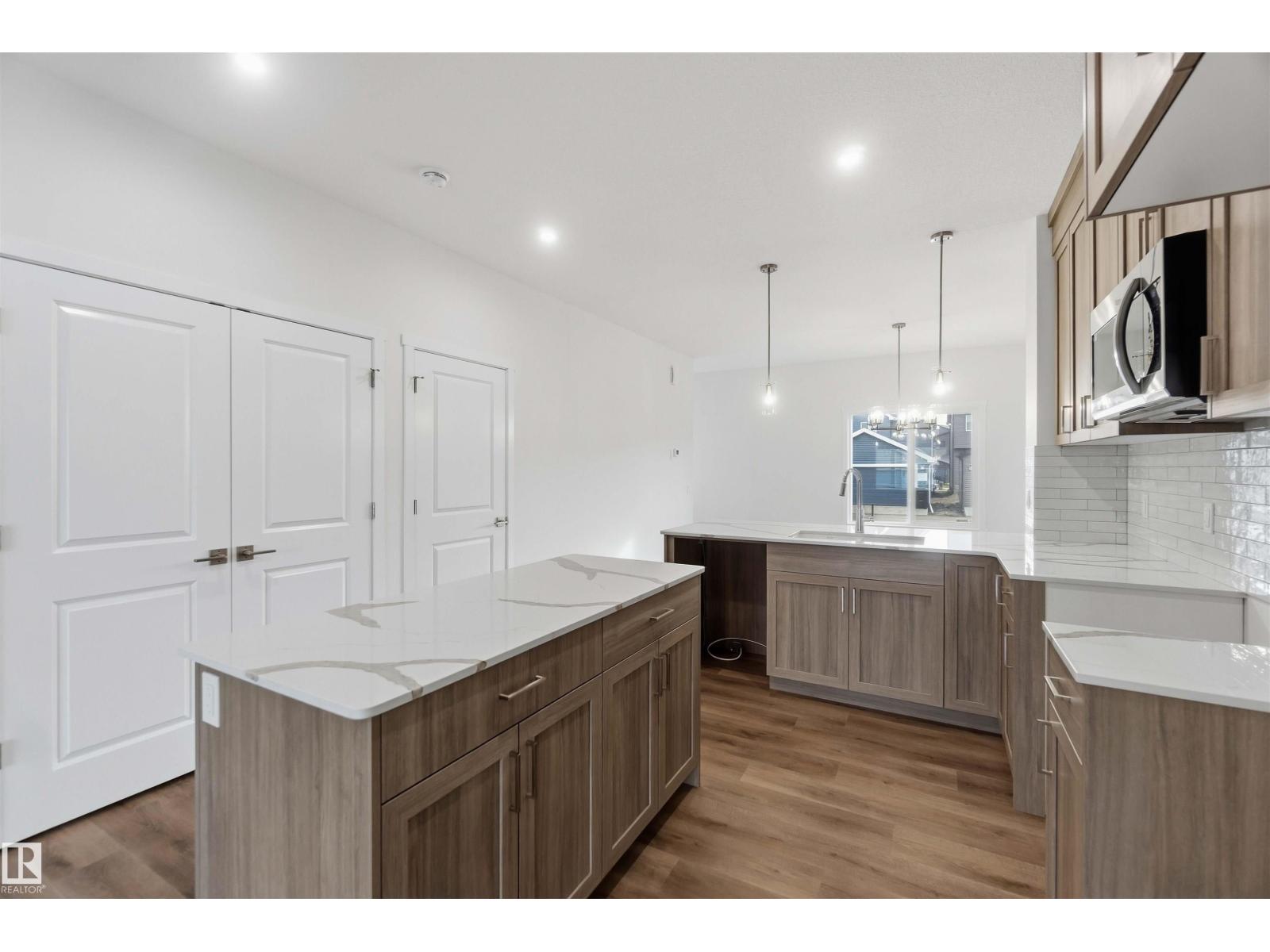 5733 Hawthorn CM SW - 16