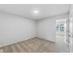 5733 Hawthorn Cm Sw Sw, Edmonton, AB T6X3K8 Photo 10