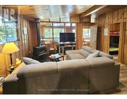 378 Spectacle Lake Road, Madawaska Valley, ON K0J1B0 Photo 11