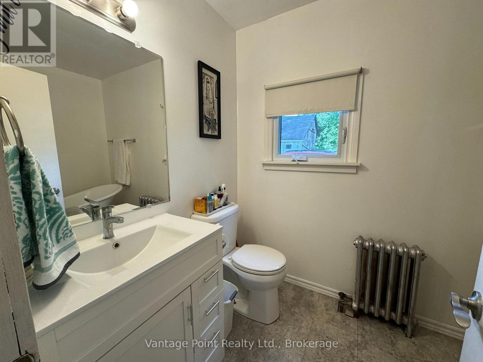 316057 6 HIGHWAY - Image 17