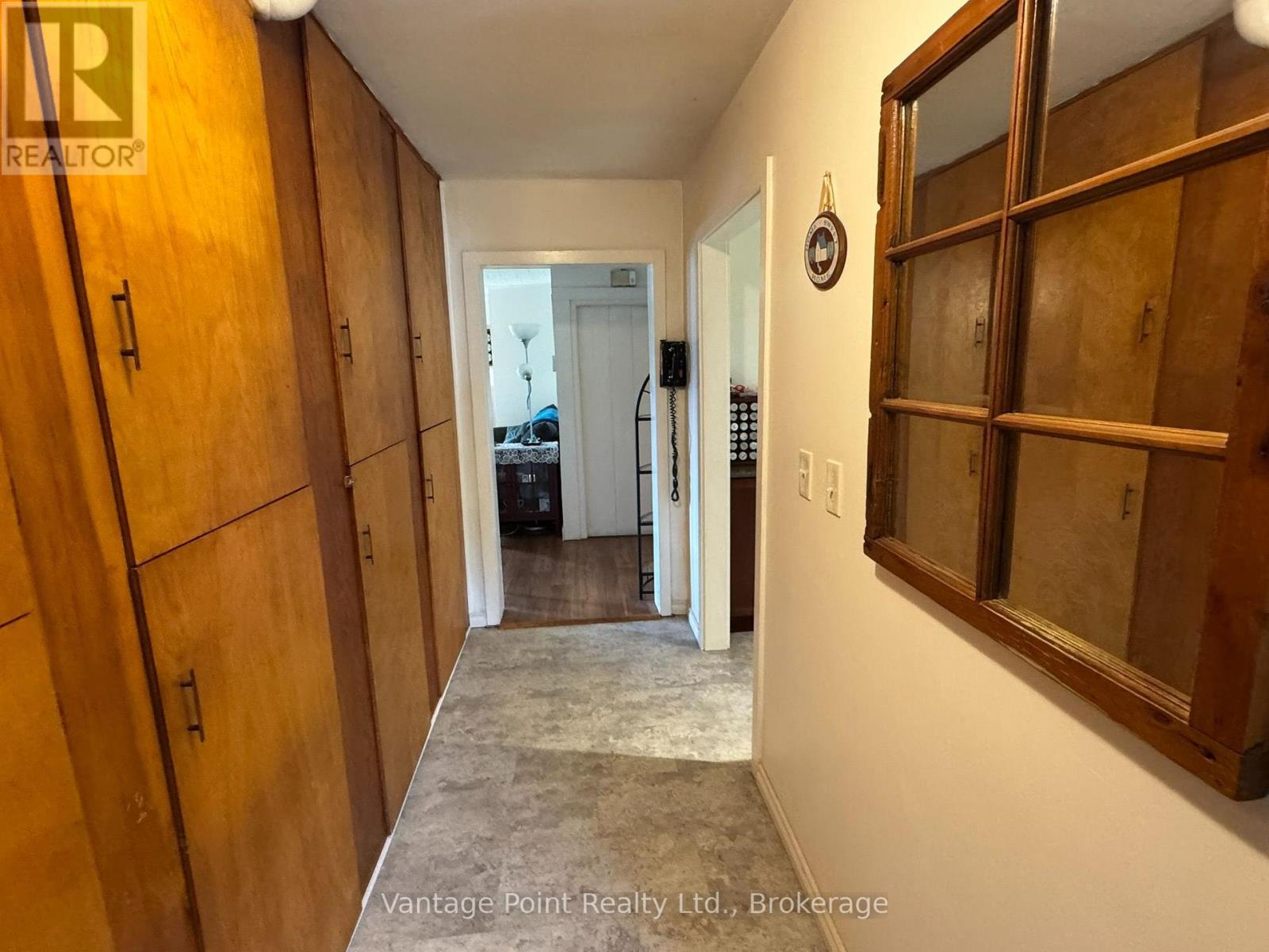 316057 6 HIGHWAY - Image 19