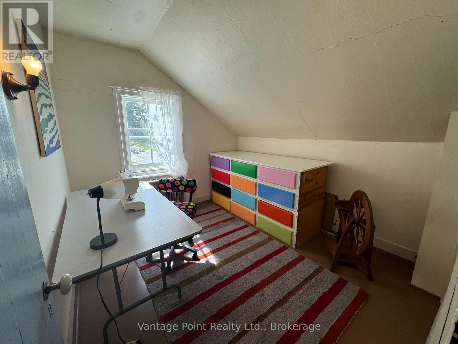 316057 6 HIGHWAY - Image 32