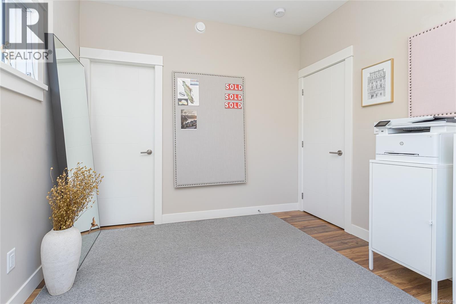 3455 Sparrowhawk Ave - Image 24