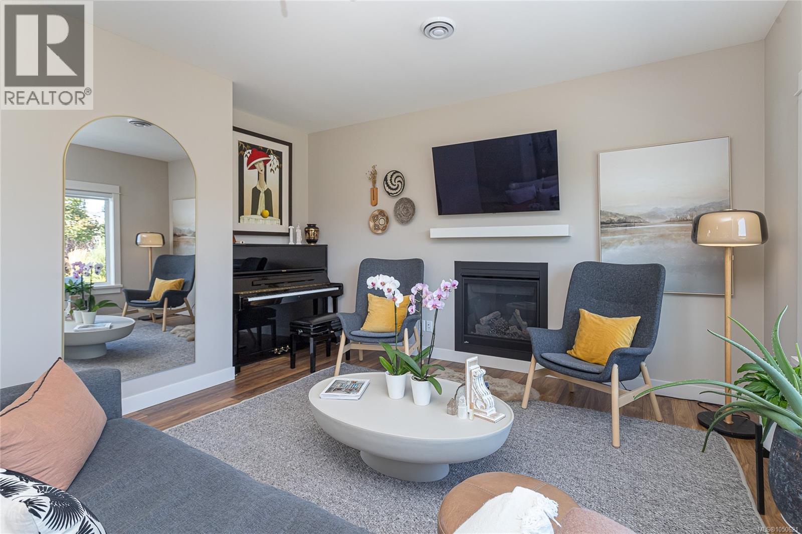 3455 Sparrowhawk Ave - 38