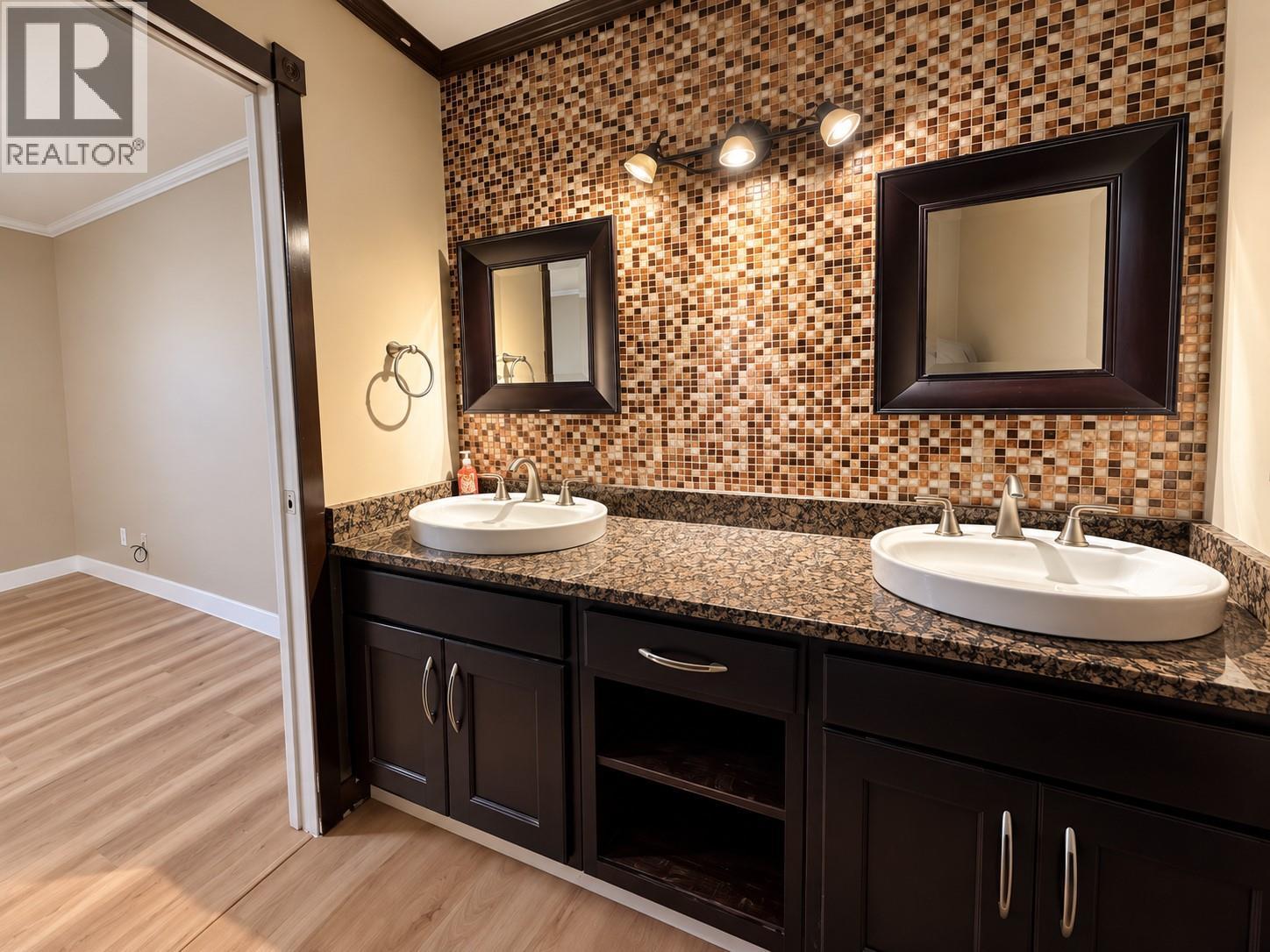 4305 Westview Drive, Vernon