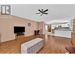 4052 Ash Crescent, Severn, ON L3V6H4 Photo 12