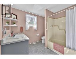 4052 Ash Crescent, Severn, ON L3V6H4 Photo 17