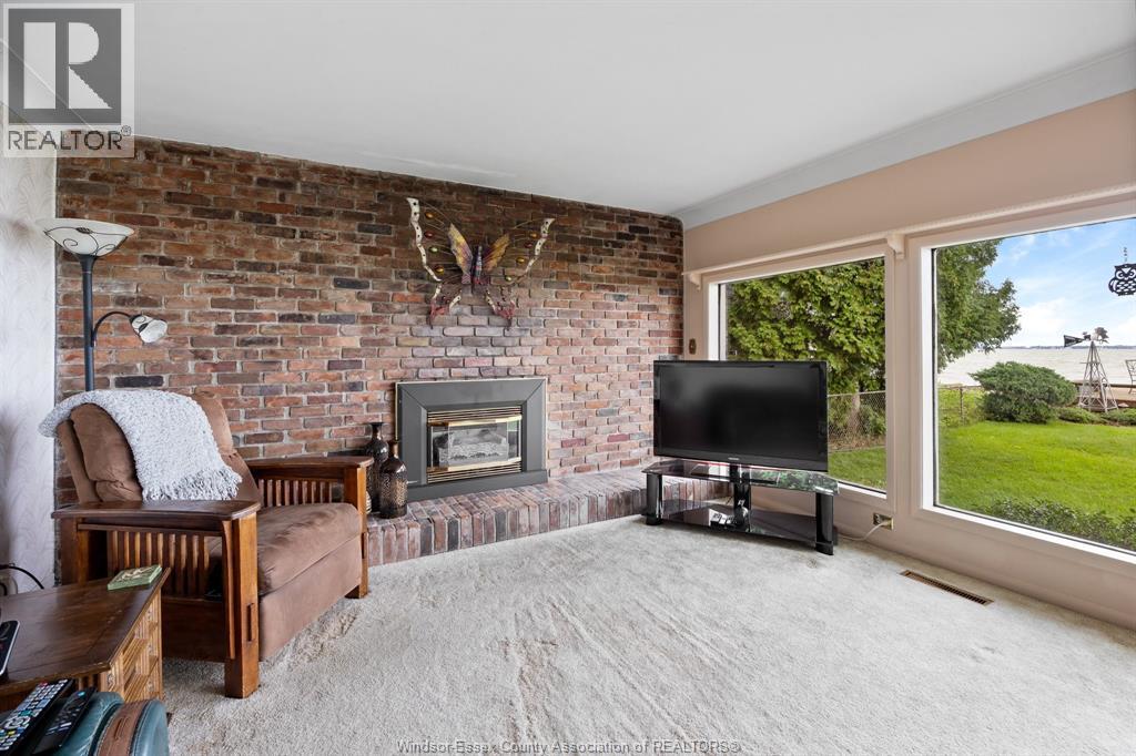 13122 Riverside DRIVE East - 7