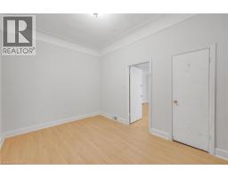 211 Wentworth Street N, Hamilton, ON L8L5V6 Photo 44