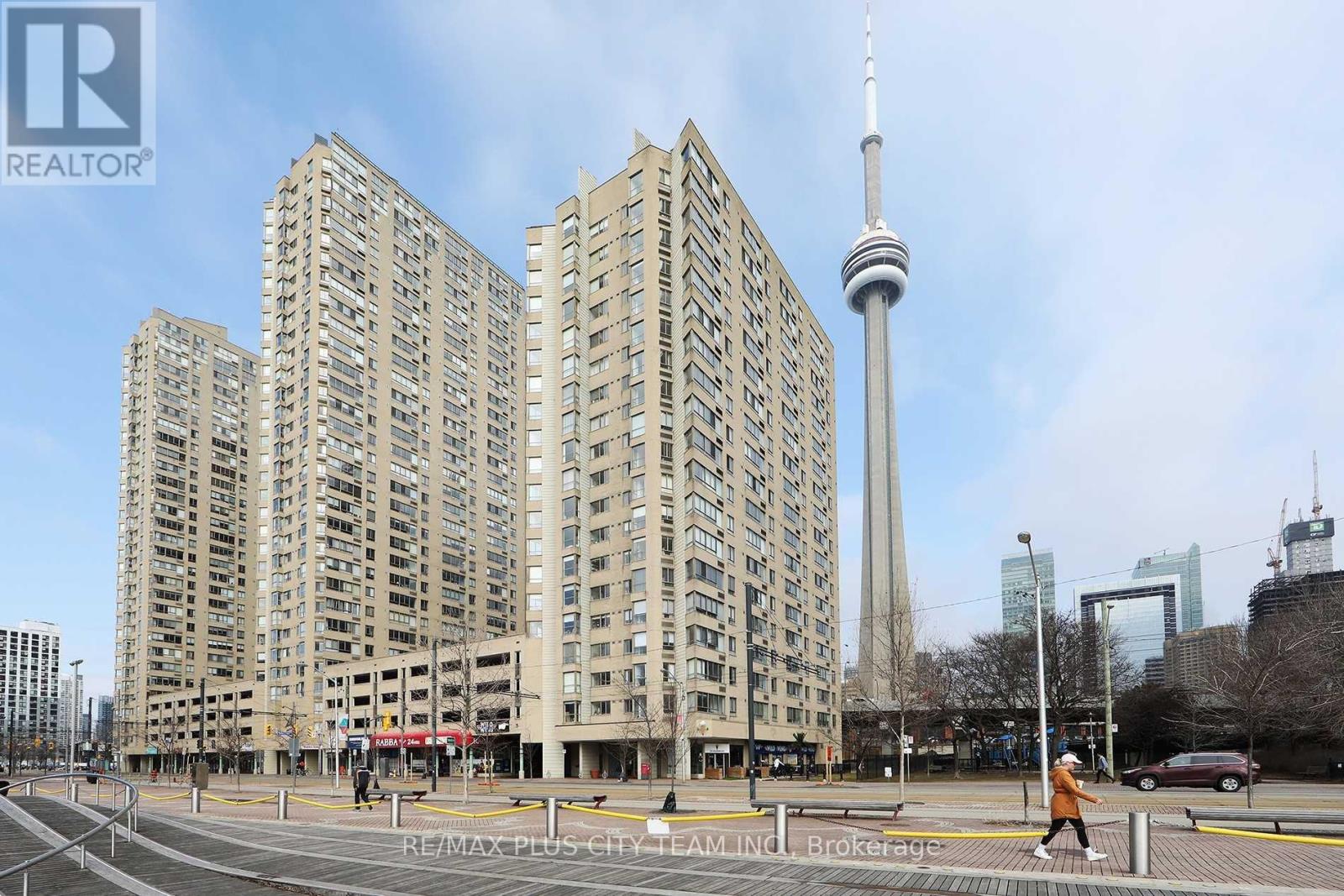 Photo of 250 Queens Quay Street