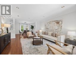 Family room - 32 Valley Centre Drive, Toronto, ON M1X1L3 Photo 8