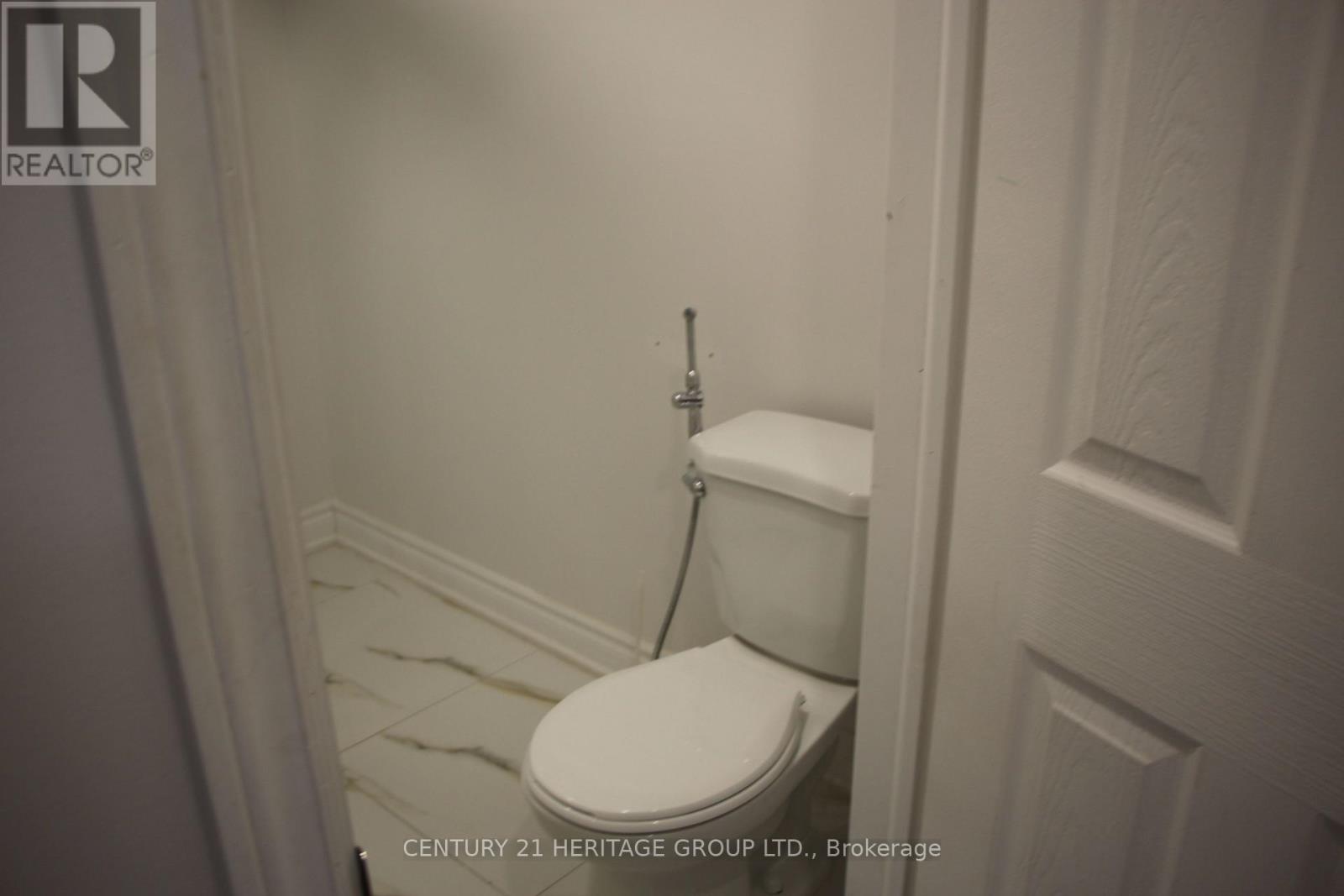306 SALISBURY LANE, Newmarket (Bristol-London) — photo 10
