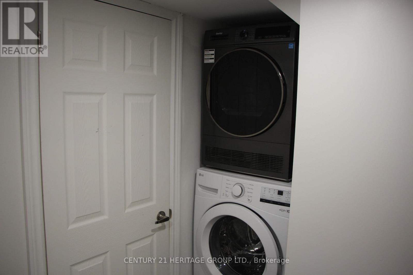 306 SALISBURY LANE, Newmarket (Bristol-London) — photo 11