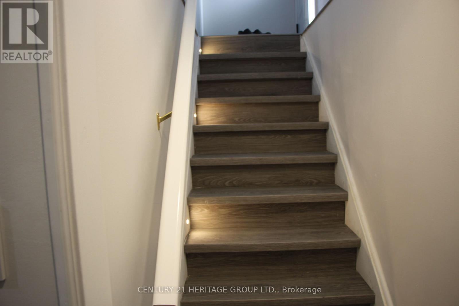 306 SALISBURY LANE, Newmarket (Bristol-London) — photo 12